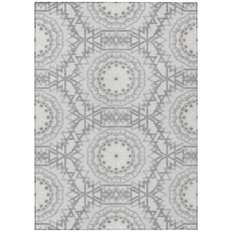Tapis extérieur lavable à motif de médaillons argenté ivoire et gris 5 pi x 8 pi