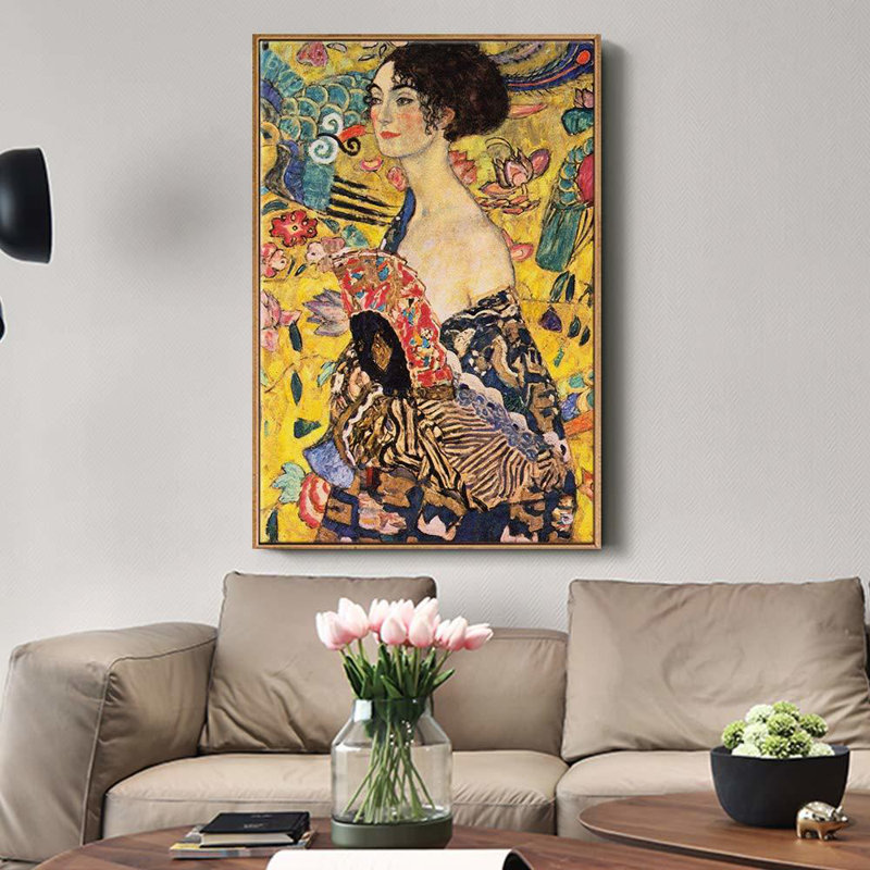 «Woman with Fan» par Gustav Klimt, reproduction d'art sur toile tendue, H 36 po x l 24 po x P 1,5 po, Cadre naturel