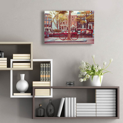 «Amsterdam Bikes 2» par Sonja Quintero, art mural en verre acrylique