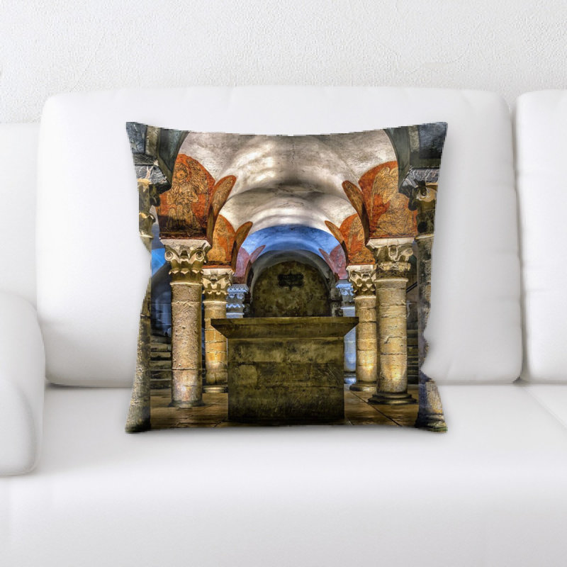 Coussin de jeté grave