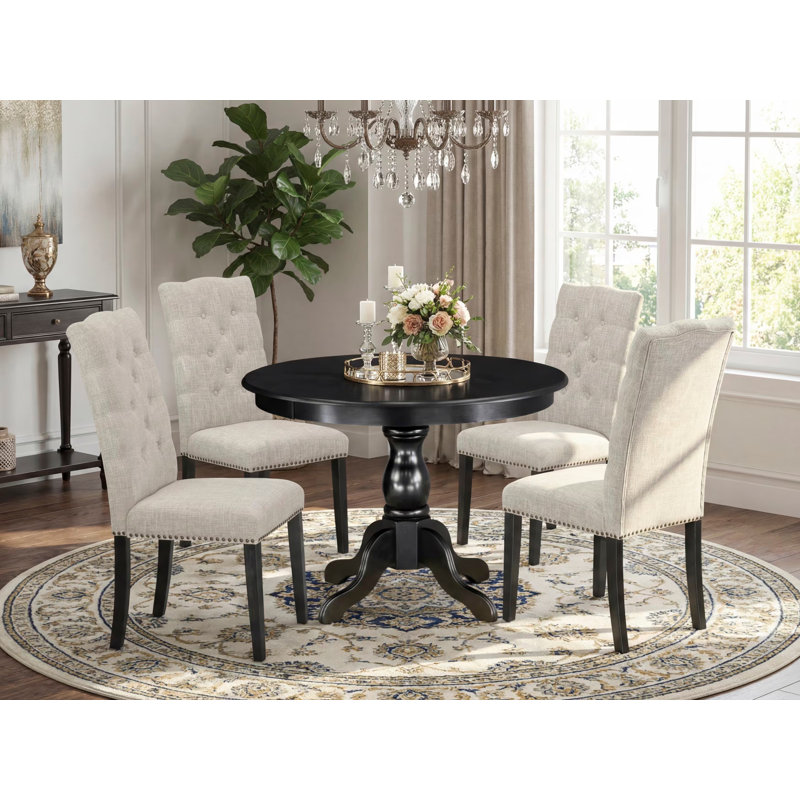 L'ensemble 5 pièces de table et chaises de cuisine comprend une table de salle à manger ronde avec piédestal et 4 chaises rembourrées en tissu de lin, noir brossé