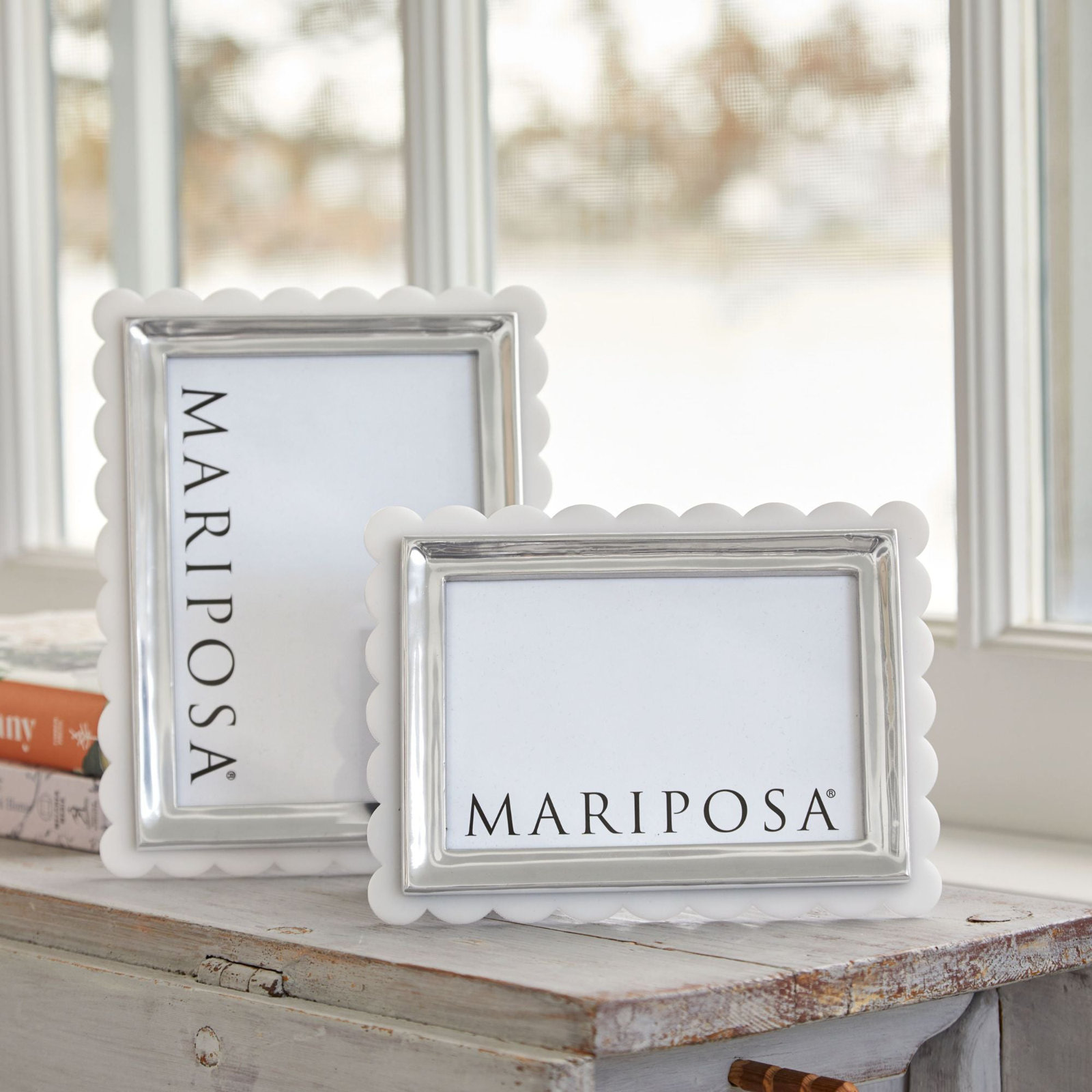 Metal Picture Frame, White, 4" W x 6" H