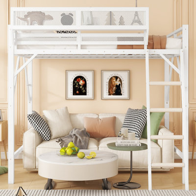 Lit mezzanine avec échelle, tablettes de rangement