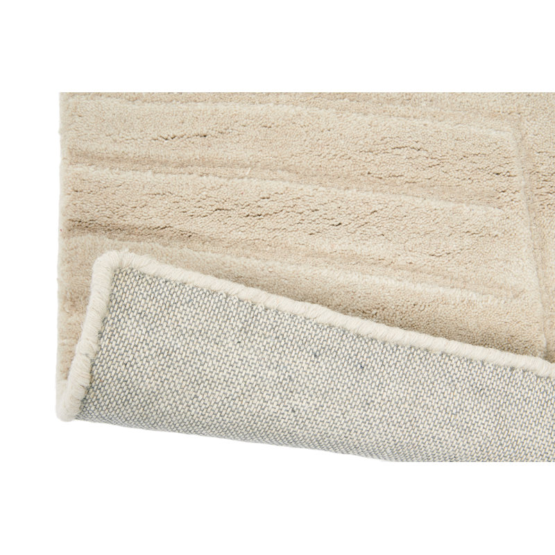 Folia Wool Area Rug in Cream, Rectangle 5'7" x 7'10"