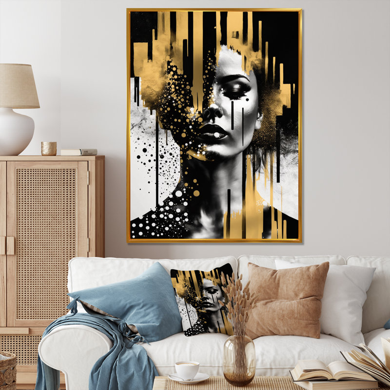 Golden Fluidité de la féminité II - art mural abstrait femme, L 16 po x H 32 po, Cadre flottant doré