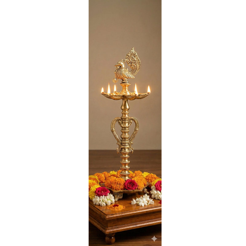 Lampe de paon en laiton de 17 pouces fabriquée à la main - majestueux rituel indien Diya, motif d'oiseau divin pour un décor spirituel, un Puja et des célébrations festives