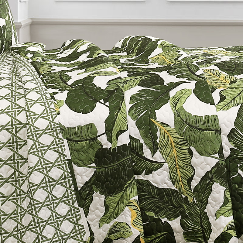 King White and Green Microfiber Reversible Quilt Set