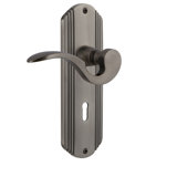 Deco Plate Privacy (Bed & Bath) with Decorative Keyhole and Manor Lever