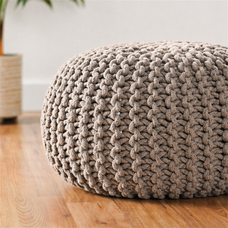 Pouf tricoté en coton 20 X 20