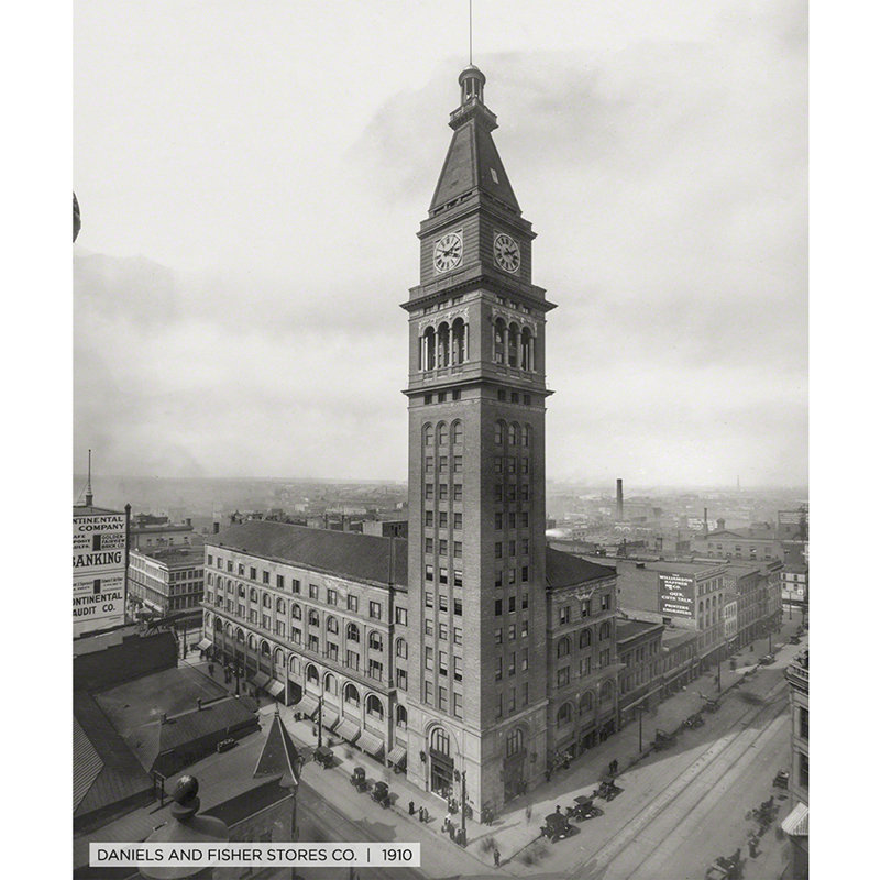 Daniels and Fisher Stores Co., Historic Denver - reproduction de photo sur toile tendue, H 40 po x l 30 po x 1,5 po