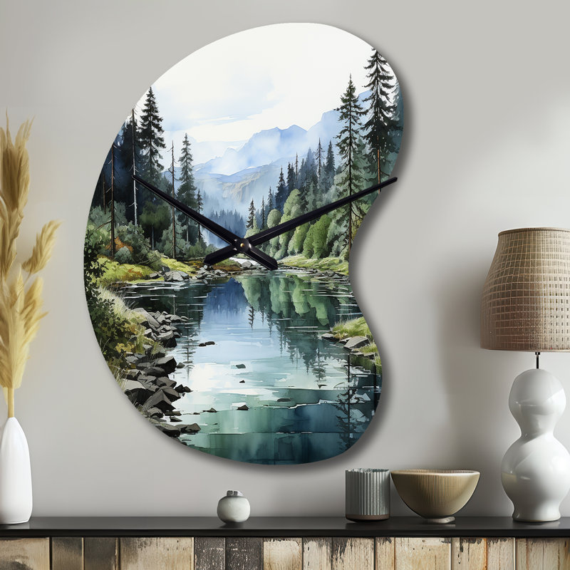 «Green», bleu, minimalisme, forêt, reflets - Minimalisme, horloge asymétrique en métal, horloge murale moderne de forme irrégulière