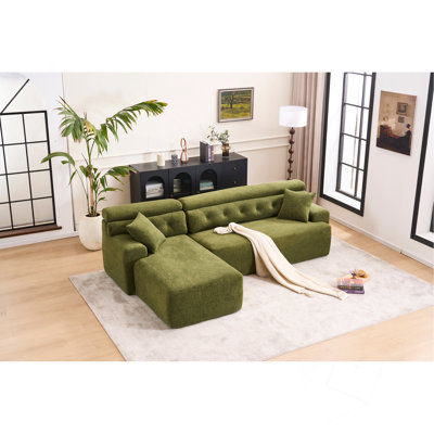 105 po, éponge à compression en L 105 po, conception d'inspiration Chesterfield, canapé en chenille sans assemblage, haute densité 30D pour le salon, la chambre à coucher et les appartements. Vert.