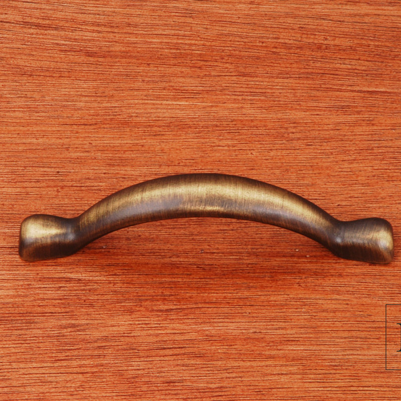 CP Series 3" Center to CenterArch Pull, Antique English