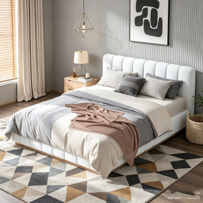 Grand lit plateforme tapissier Boucle