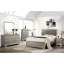 Lit moderne en bois avec tête de lit tapissier beige et motif de crocodile-867503379