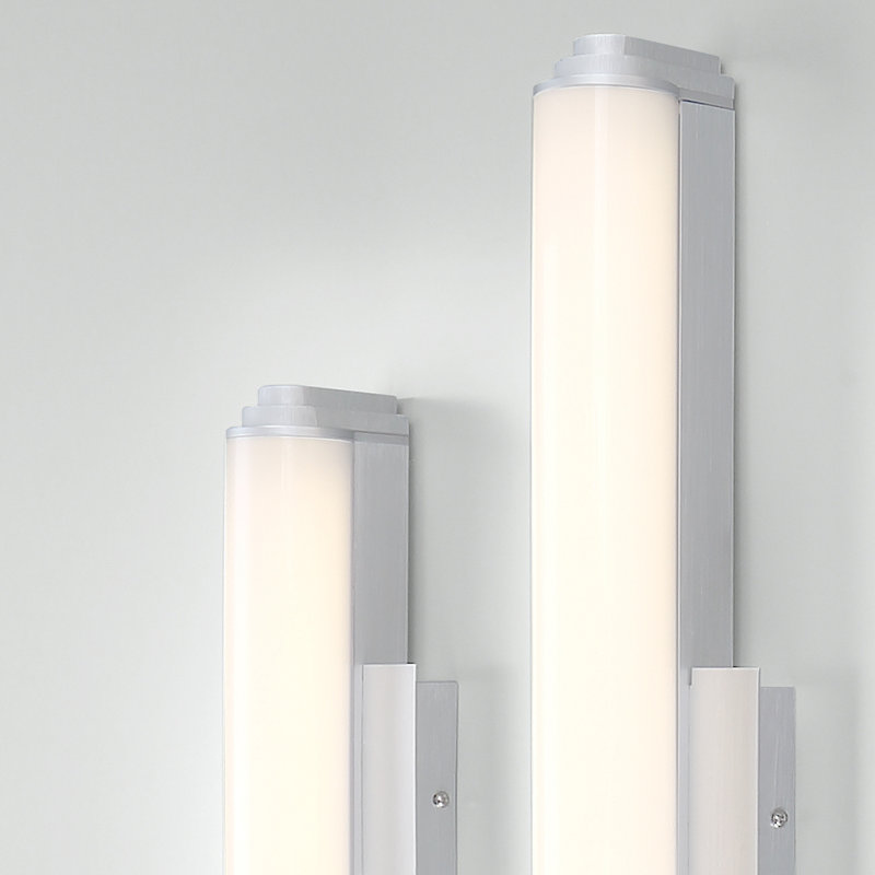 Ray Dimmable LED Bath Bar