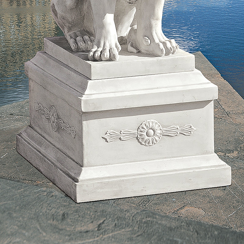 Lion of Florence Sentinel Pedestal