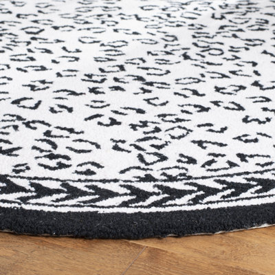 Chelsea Hand Hooked Wool Animal Print Rug
