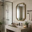 Miroir mural décoratif rectangulaire arrondi, 61 cm x 91 cm, encadré de métal doré à perles irrégulières, idéal pour la salle de bain, le salon et l'entrée.