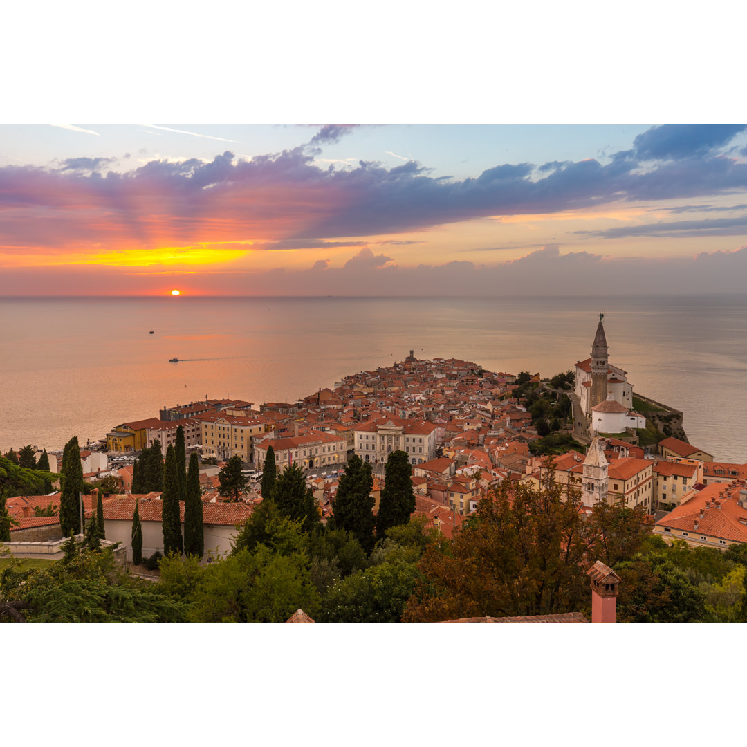 Sonnenuntergang in der Stadt Piran - Wrapped Canvas Art Prints