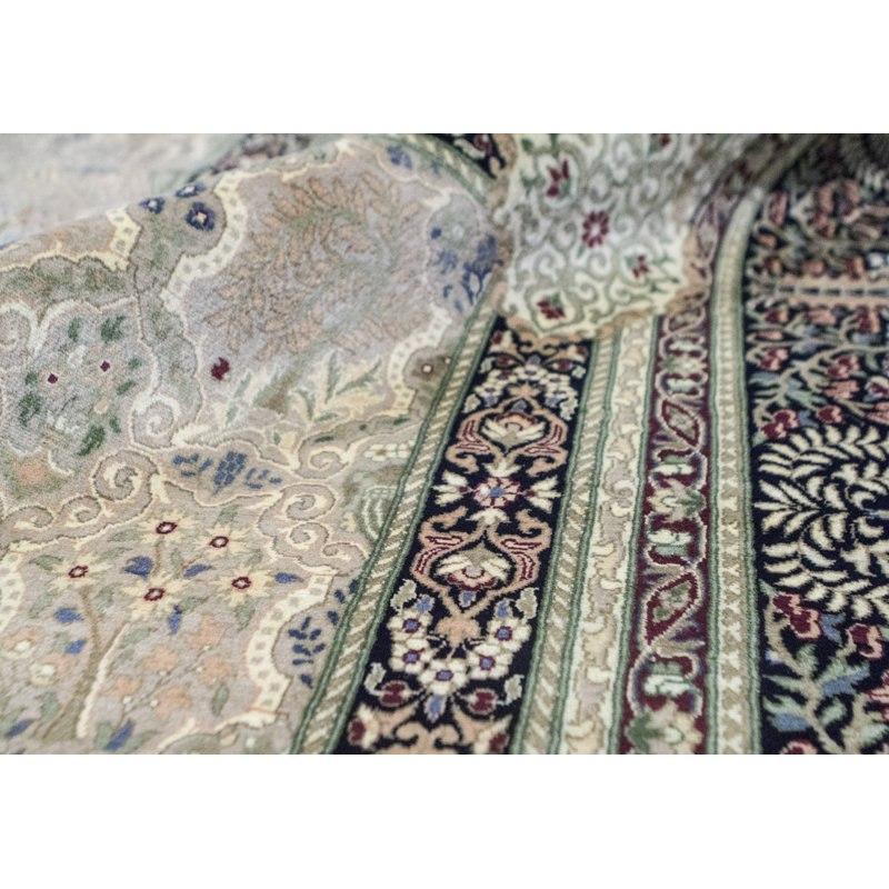 Tapis beige noué à la main de haute qualité