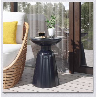 Modern Outdoor Metal End Table - Durable, Stylish, And Versatile For Indoor And Outdoor Use