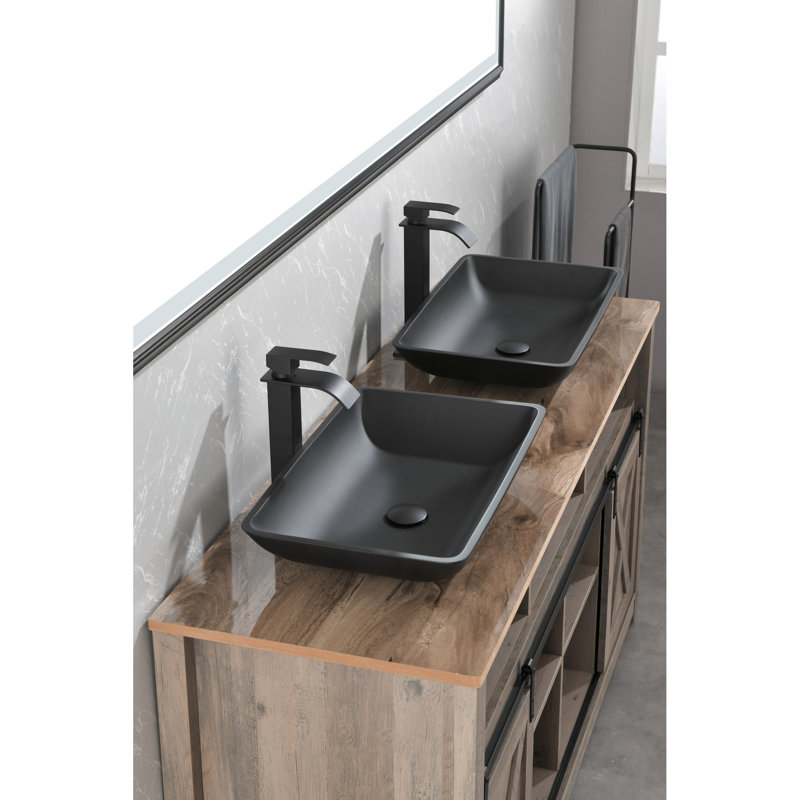 Lavabo de salle de bain en verre noir mat 22 po x l 14 po. Robinet et bonde escamotable. Look classique. Pour rouiller la corrosion. Un ensemble de lavabo. 4 po. Comprend un style élégant. Facile à nettoyer. Ensemble complet