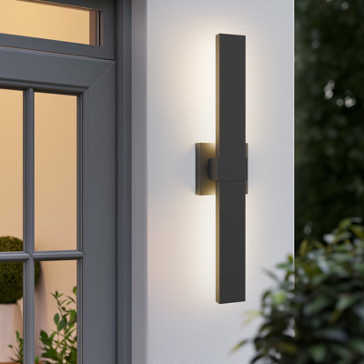  Jeanique Iron LED Outdoor Wall Light