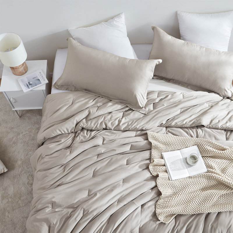 Gray Oversized Queen Cooling Comforter Set with Pillow Shams