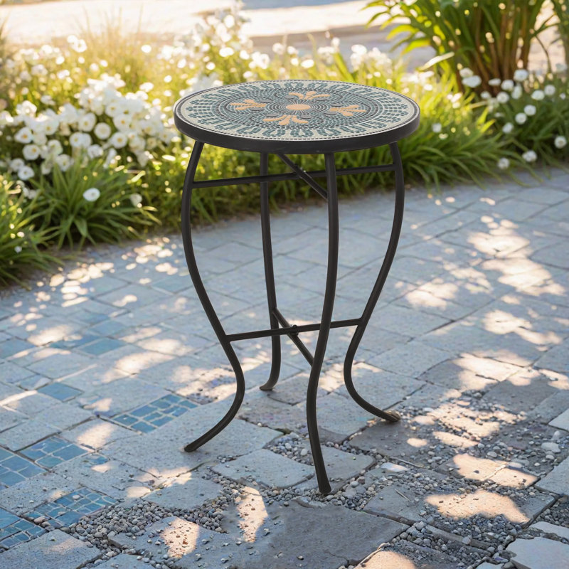 Table d'appoint d'extérieur en métal