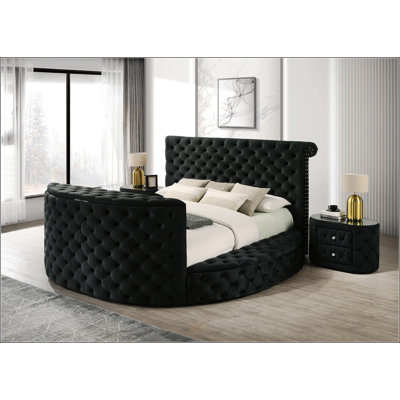 Grand lit luxueux