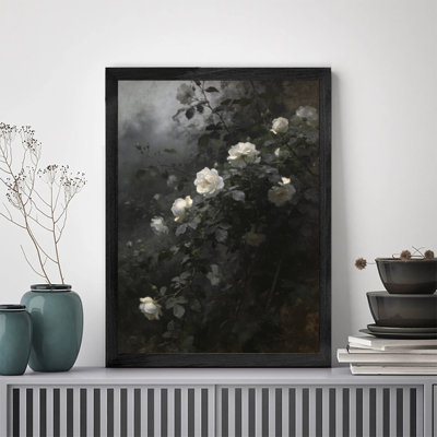 Reproduction d'art encadré noir et rose blanche dans la brume