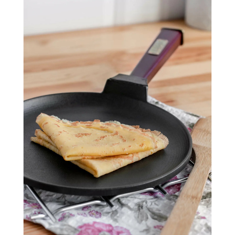 BRIZOLL 9.5" Seasoned Cast Iron Non-Stick Crepe Pan with Burgundy Handle
