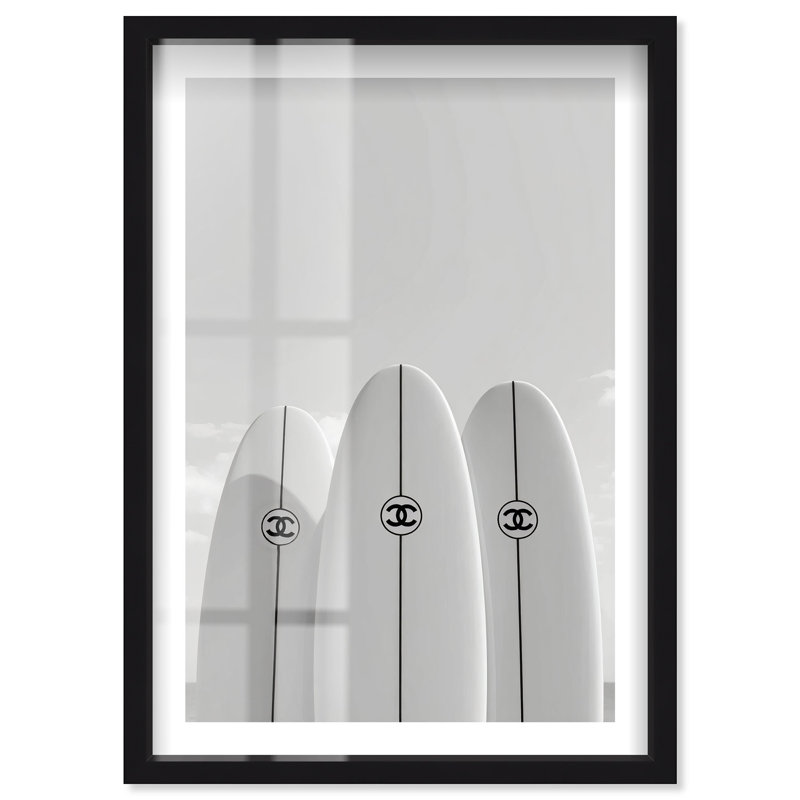 «Wave Walkers Shadowbox» par Notoriart, Noir, H 16 po x l 11 po