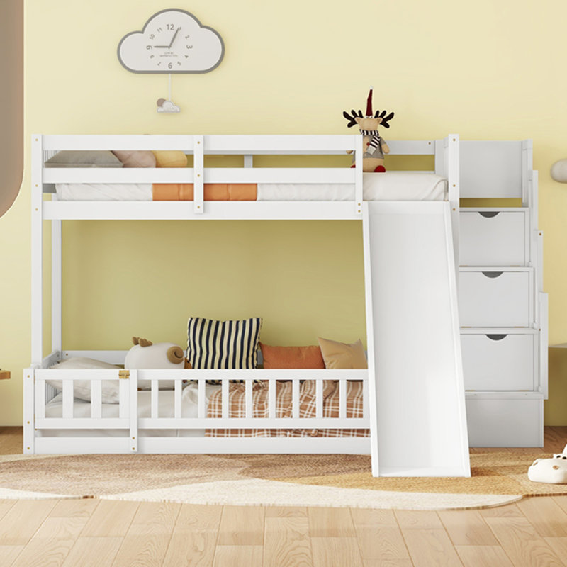 Lit superposé pratique et amusant avec toboggan et escalier de rangement, fabrication en bois massif pour un sommeil sécuritaire et confortable
