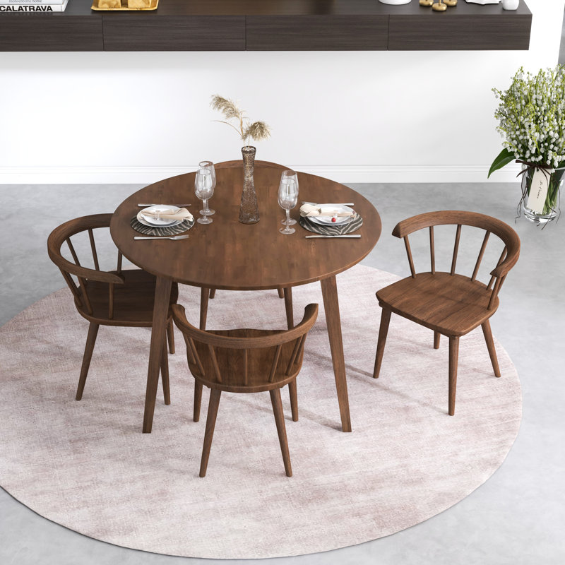 Ensemble repas pour 4 personnes Hajdar, Noyer