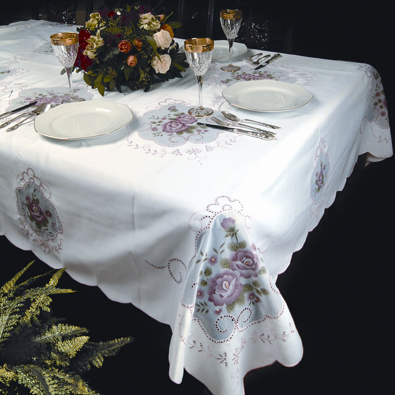 Fontainebleau Flower Embroideredred Tablecloth, 120" W x 70" L, White