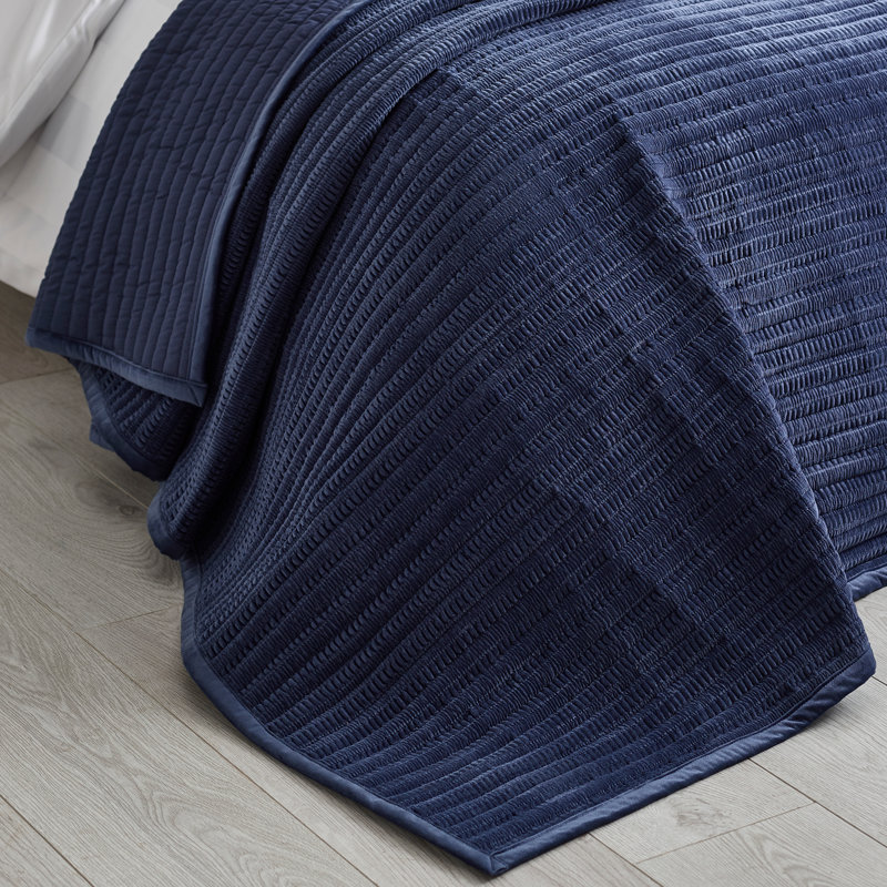 Velvet Pinsonic Quilted Bedspread, Navy Blue