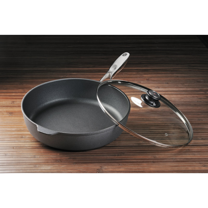 Non Stick Aluminum Saute Pan with Lid, 5.8-qt.