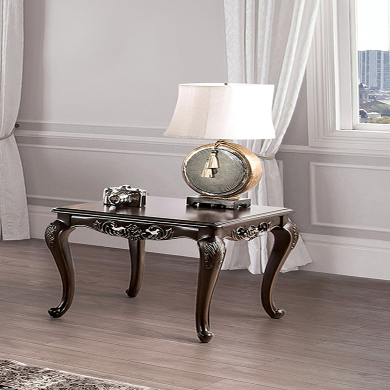 Table de bout de style traditionnel
