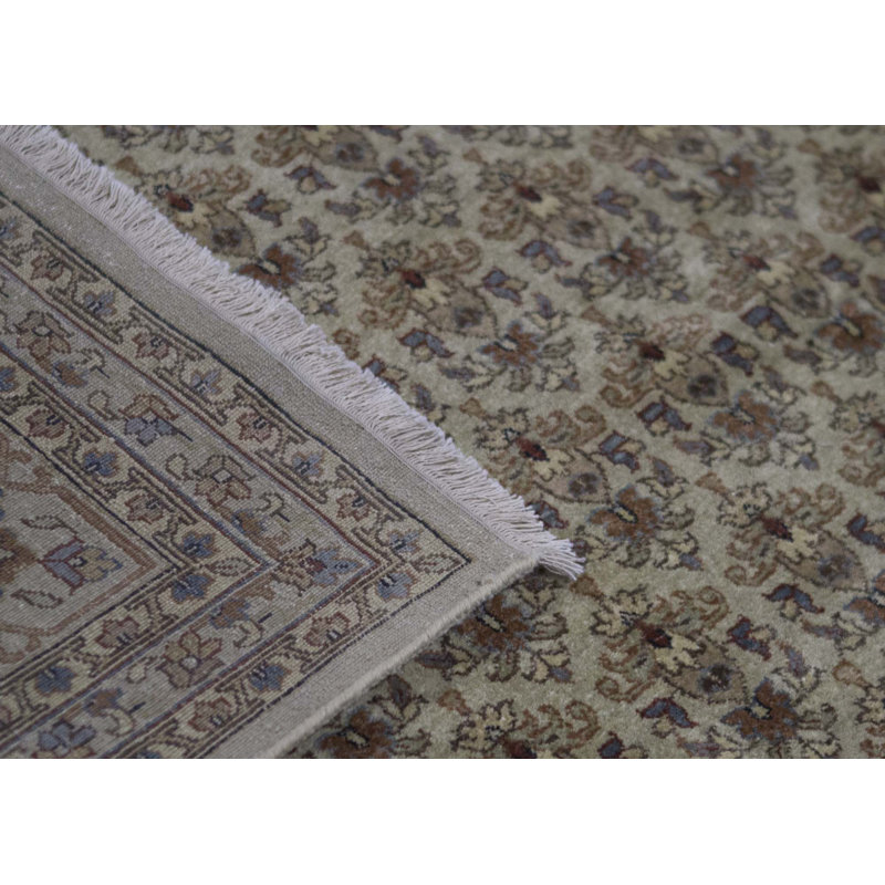 Tapis ivoire noué à la main de haute qualité