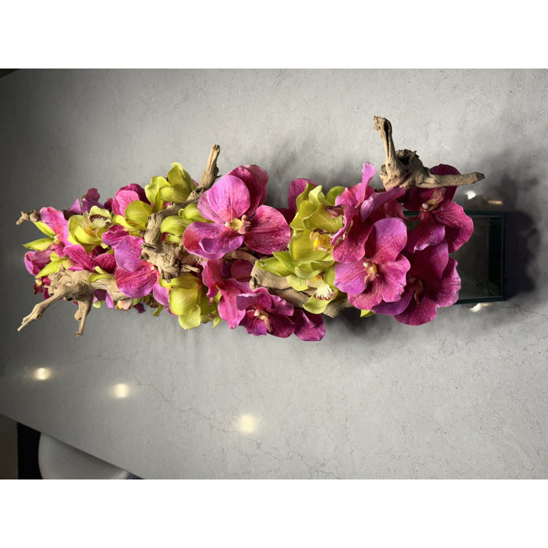 Casa Arrangement, 8" H x 36" W x 8" D