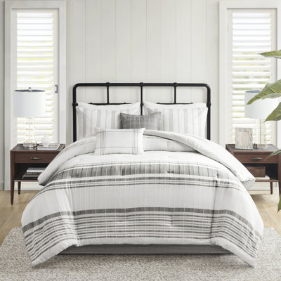 6 très grand lit en coton - gris / blanc pour une décoration chic en édredon blanc / gris