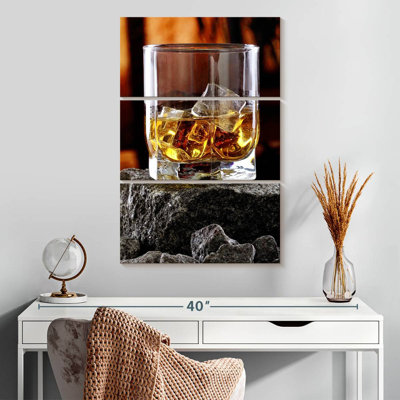 Whisky sur des rochers