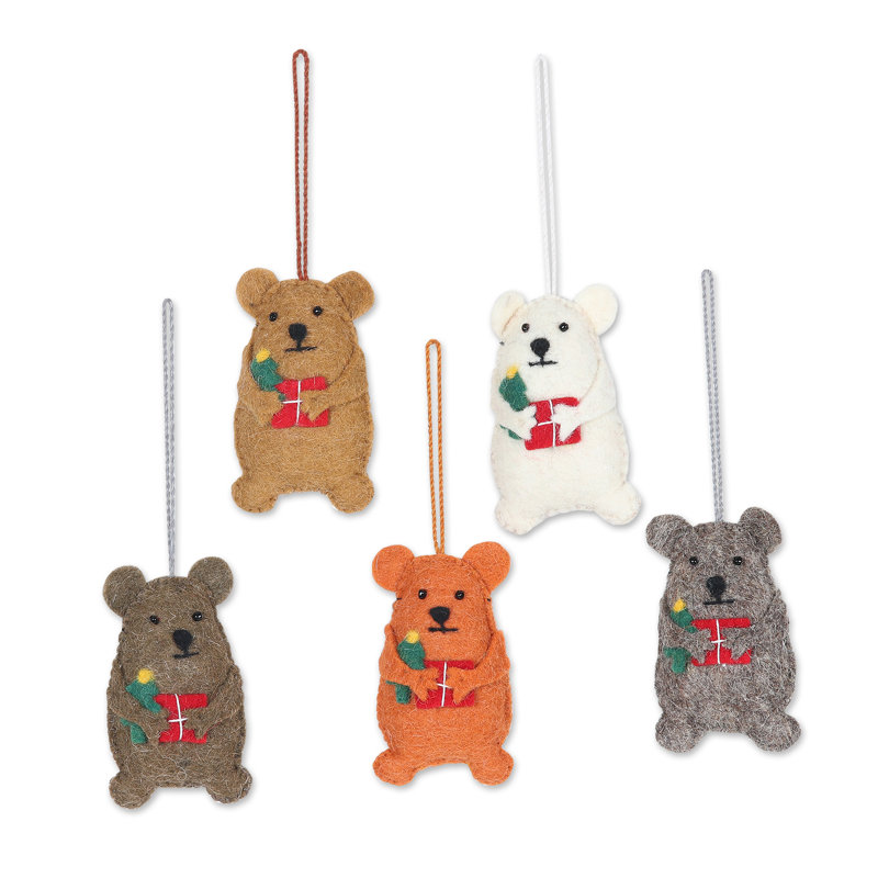 Figurine décorative suspendue portant des cadeaux