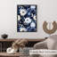 Motif floral bleu marine et fleurs IV-1104487950