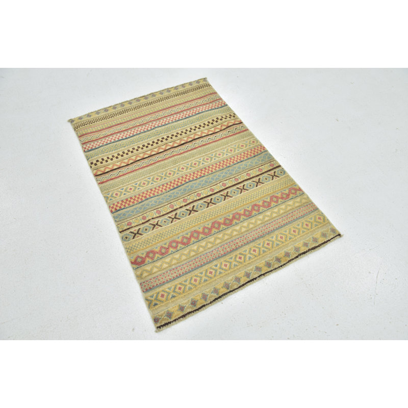 Tapis de la laine beige 2 pi 9 po x 4 pi one-of-kind main noué la Nash