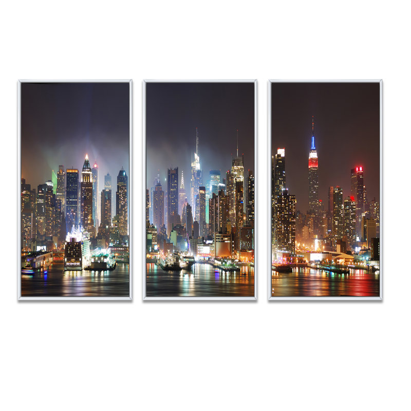 «Lit NYC Manhattan Skyline - Cityscape», ensemble d'art mural sur toile encadrée, Blanc, H 32 po x l 48 po