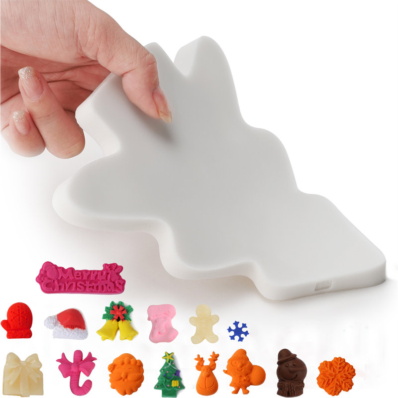 Grand Servico 14 Cup Silicone Mold with Lid