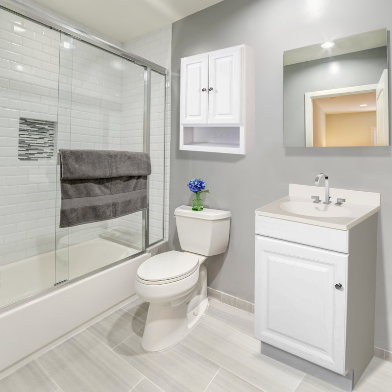 Dessus de meuble-lavabo en marbre de culture avec dosseret, Blanc sur blanc, 4" Centres